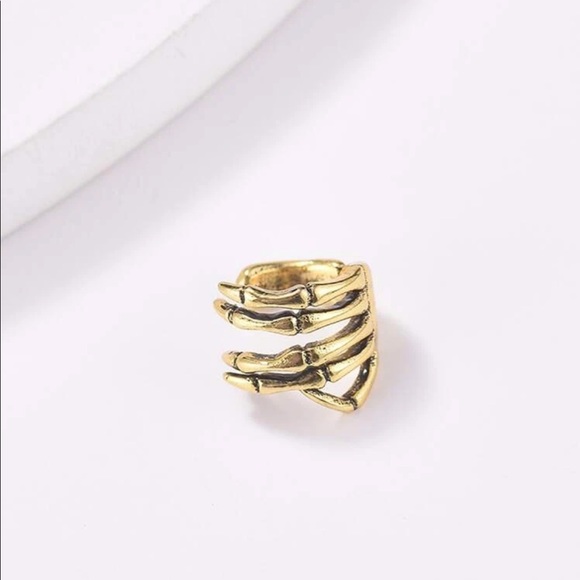 Hand Ear Cuff - Picture 3 of 4